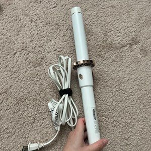 T3 SinglePass Curl 1.25” Professional Ceramic Curling Iron